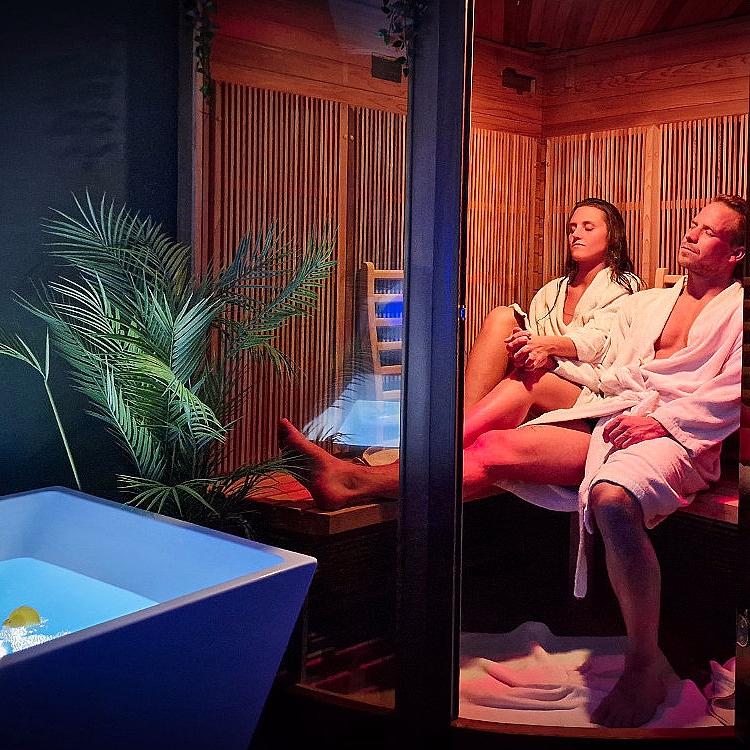 Jacuzzi, sauna & isbad for to