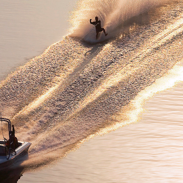 Barefoot Watersport Experience
