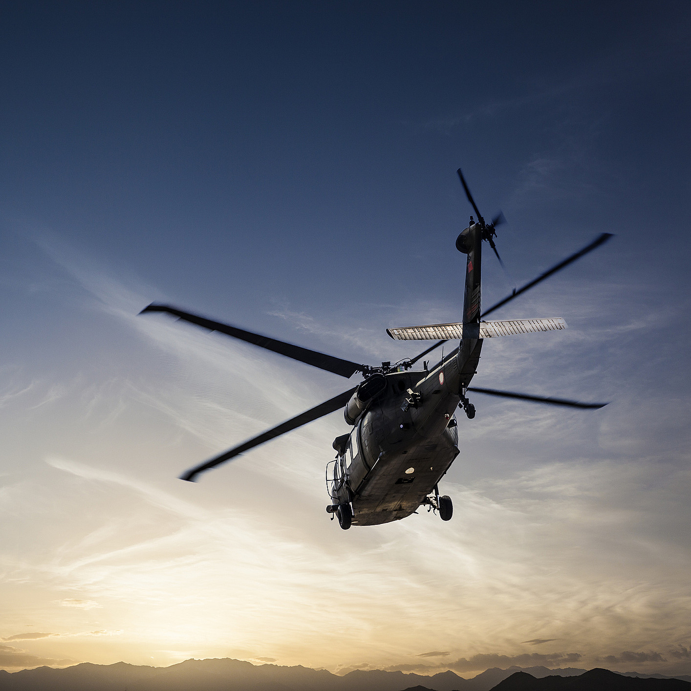 Introduksjon til helikopterflyging