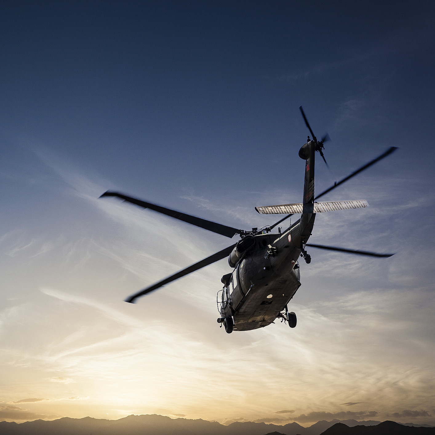 Introduksjon til helikopterflyging