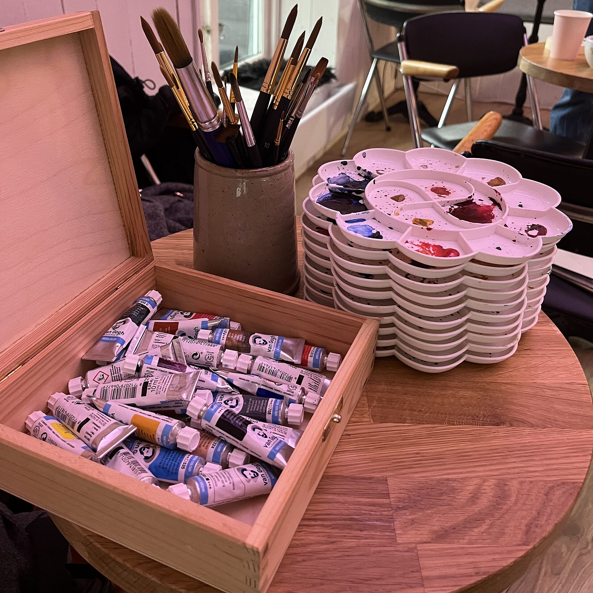 Paint & Fika