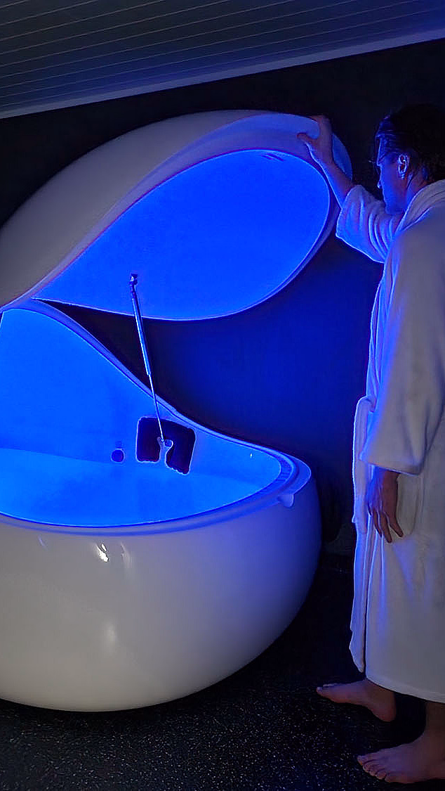 Floating - image 3