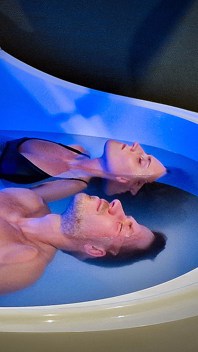 Floating - image 4