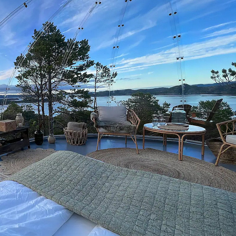 Dome Glamping