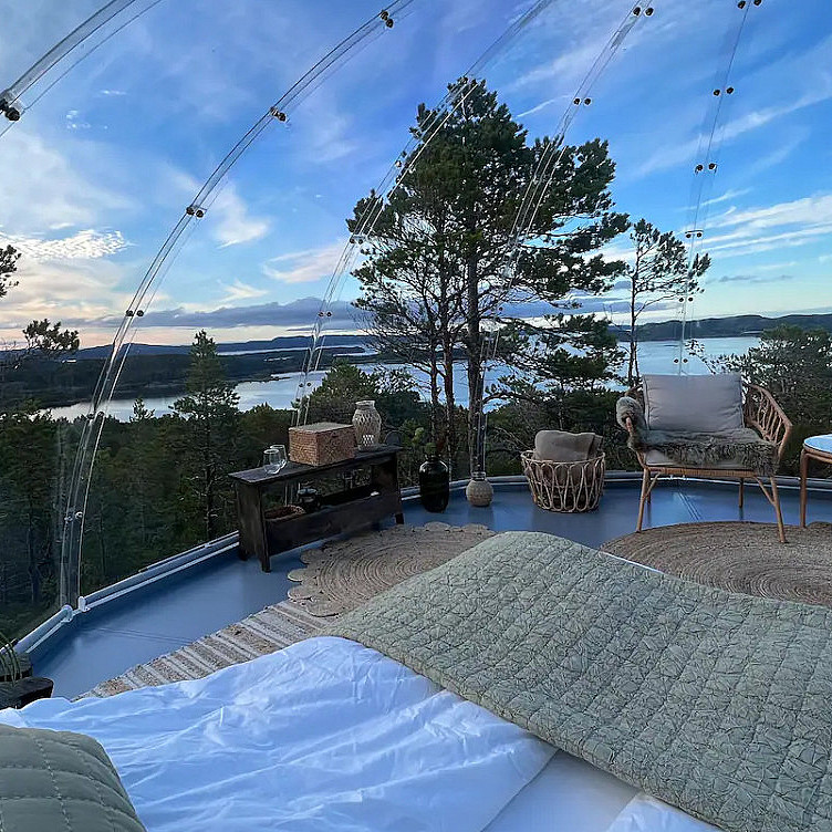 Dome Glamping