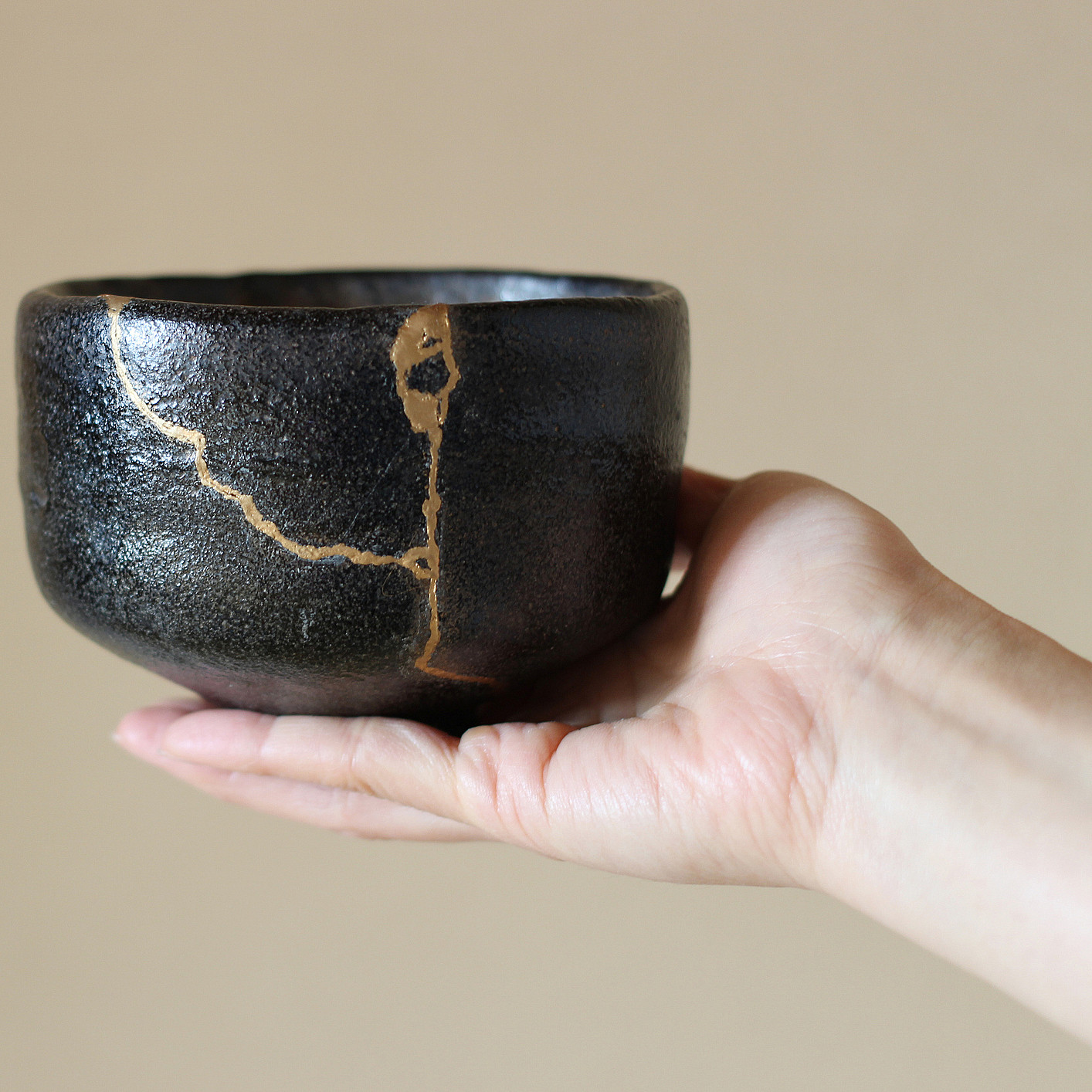 Lag Kintsugi gullkeramikk