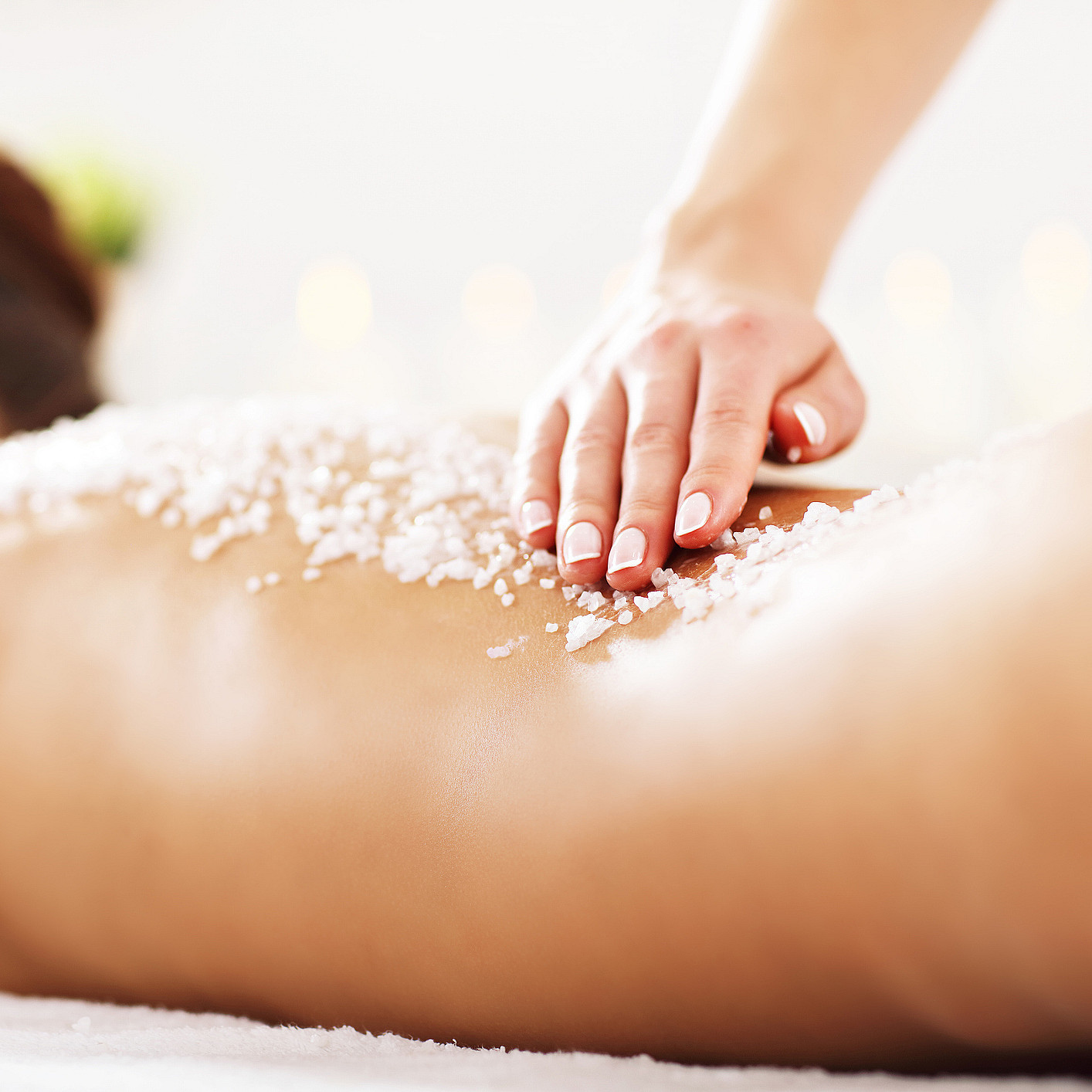 Spa, massasje, sauna, jacuzzi & kroppsskrubb