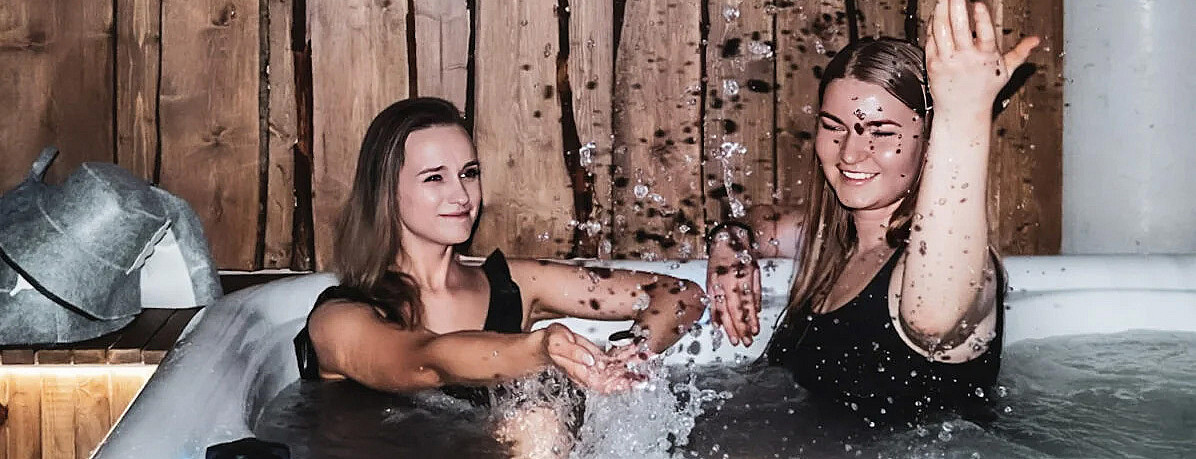 Spa, massasje, sauna, jacuzzi & kroppsskrubb