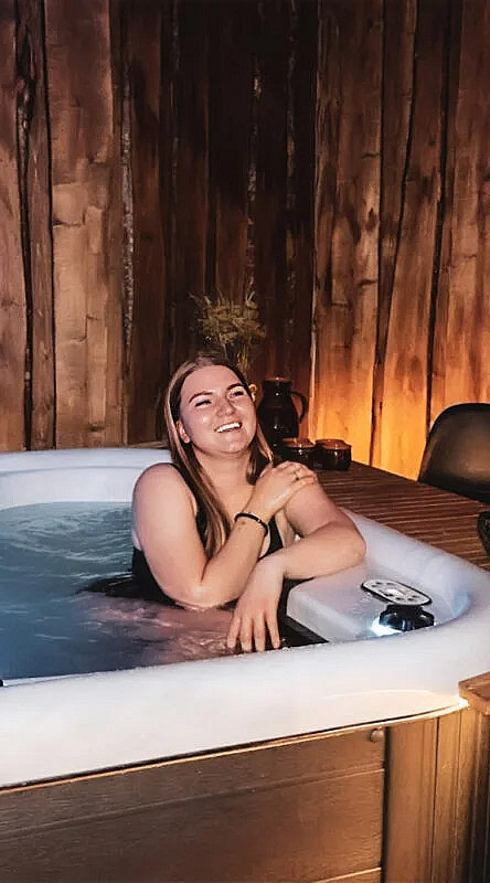 Spa, massasje, sauna & jacuzzi deluxe