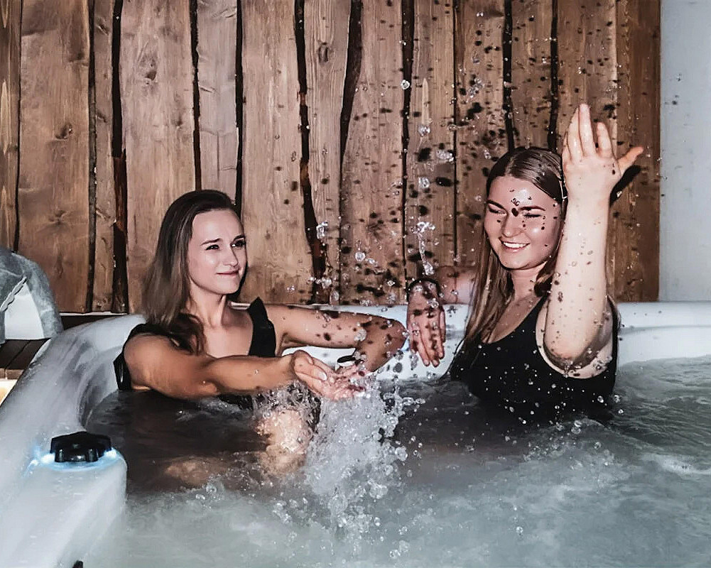 Duo spamassasje, jacuzzi & sauna