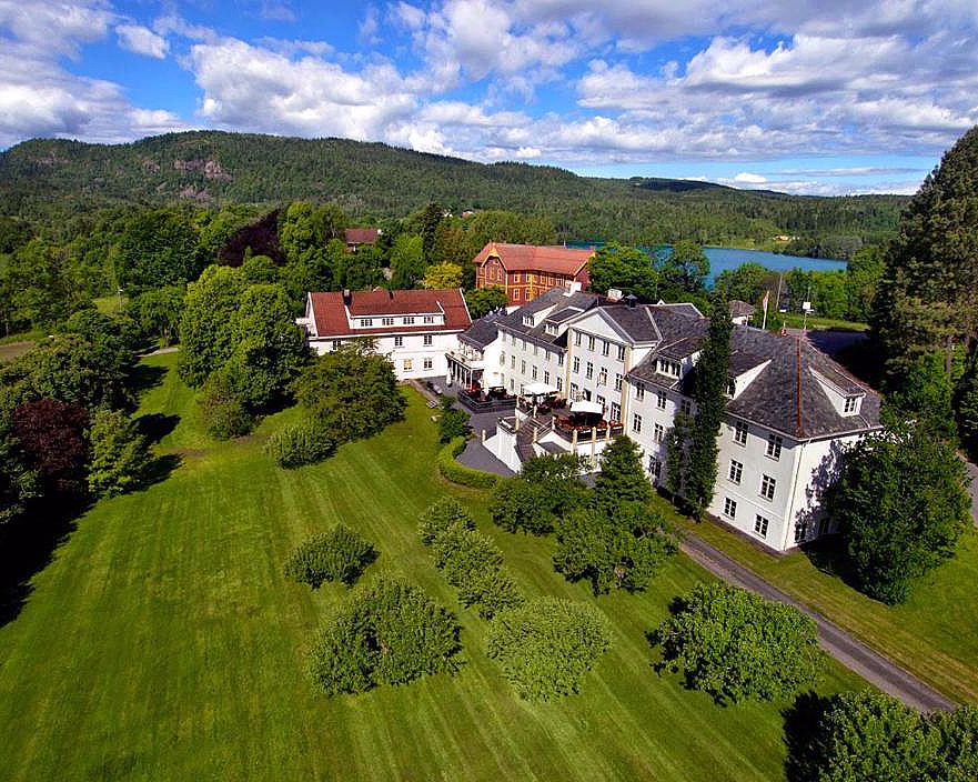 Herregårdsopphold og hundekjøring - image 3