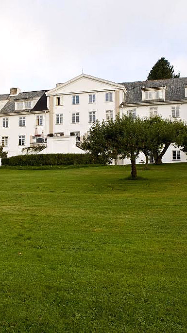 Herregårdsopphold med ridetur - image 2