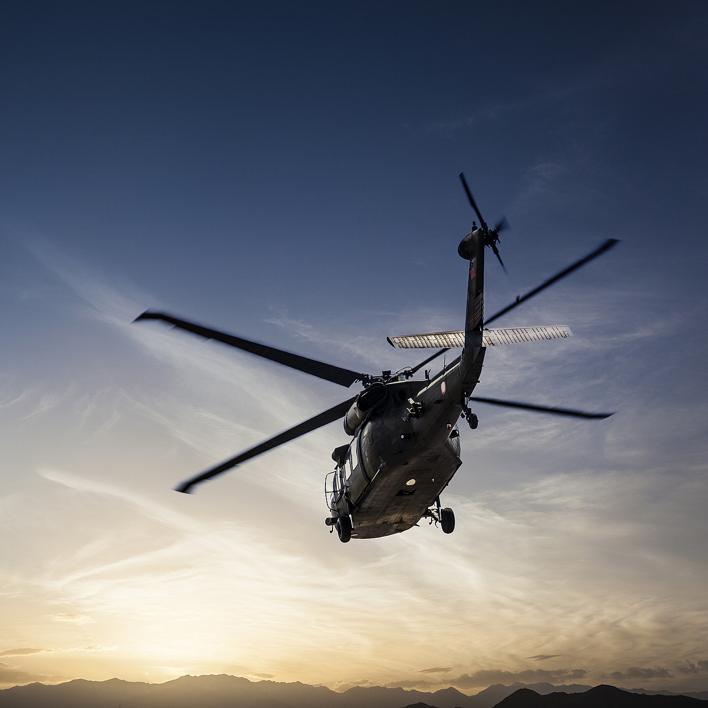Introduksjon til helikopterflyging