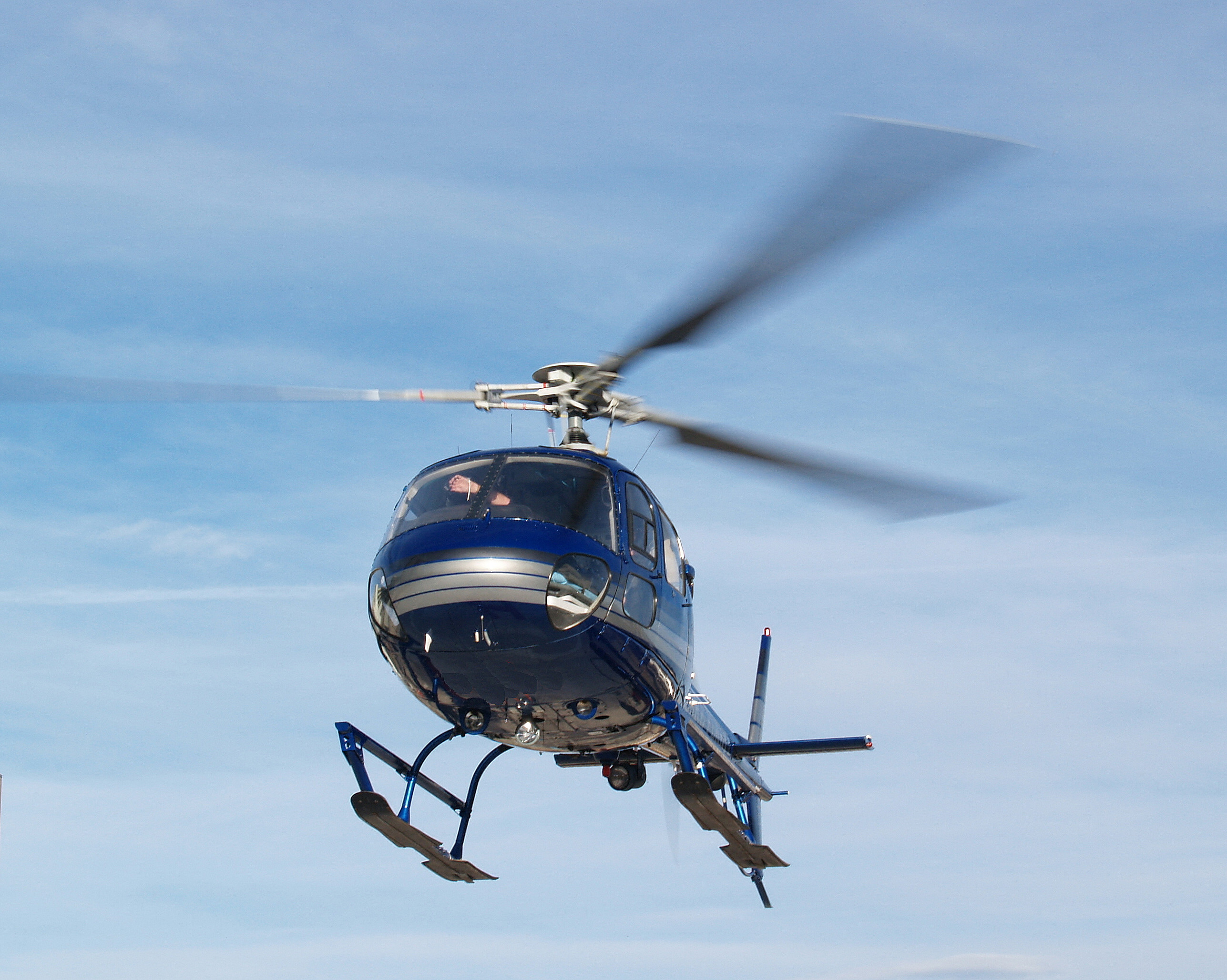 Introduksjon til helikopterflyging