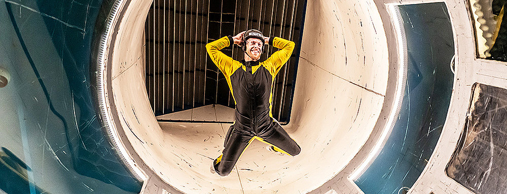 Indoor skydive
