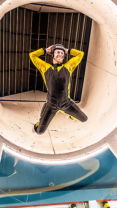 Indoor skydive deluxe - image 3