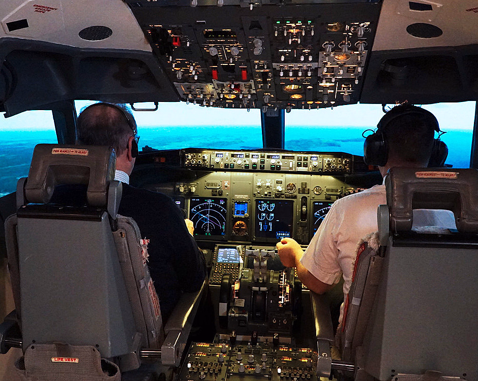 Flysimulator 737 - 800 - image 1