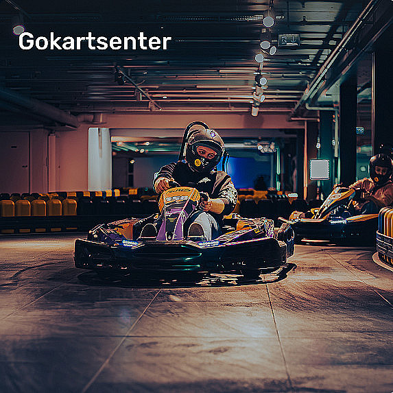 Supersportsbil og racing