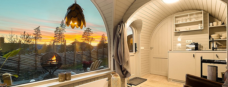 Overnatting i Igloohut