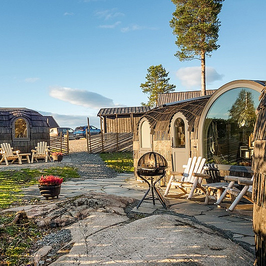 Overnatting i Igloohut