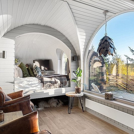 Overnatting i Igloohut