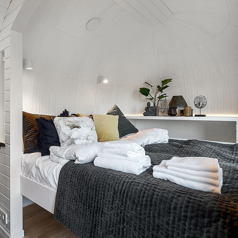 Overnatting i Igloohut