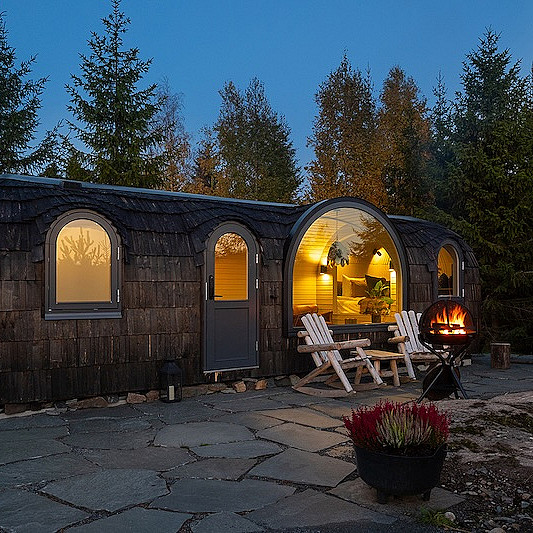 Overnatting i Igloohut