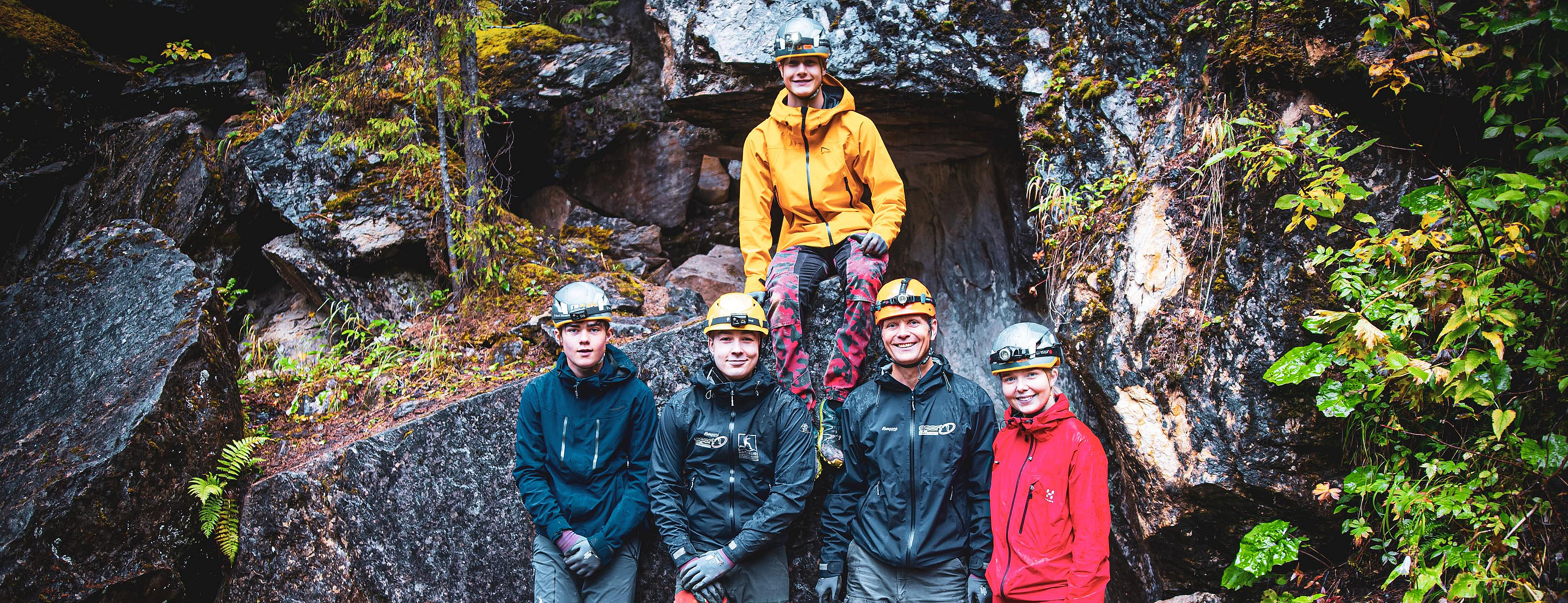 Grottetur i Øyfjellgrotta