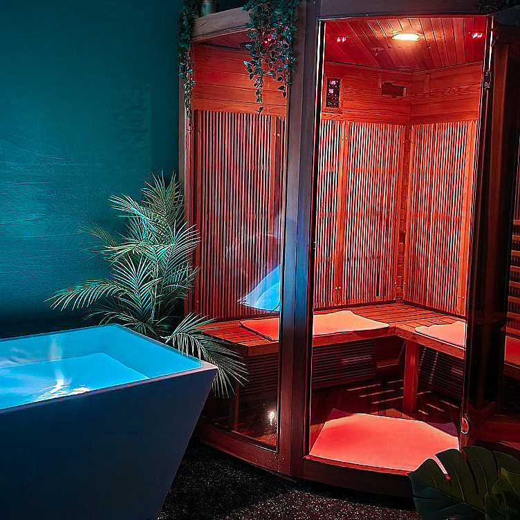 Floating, jacuzzi, sauna & isbad for to