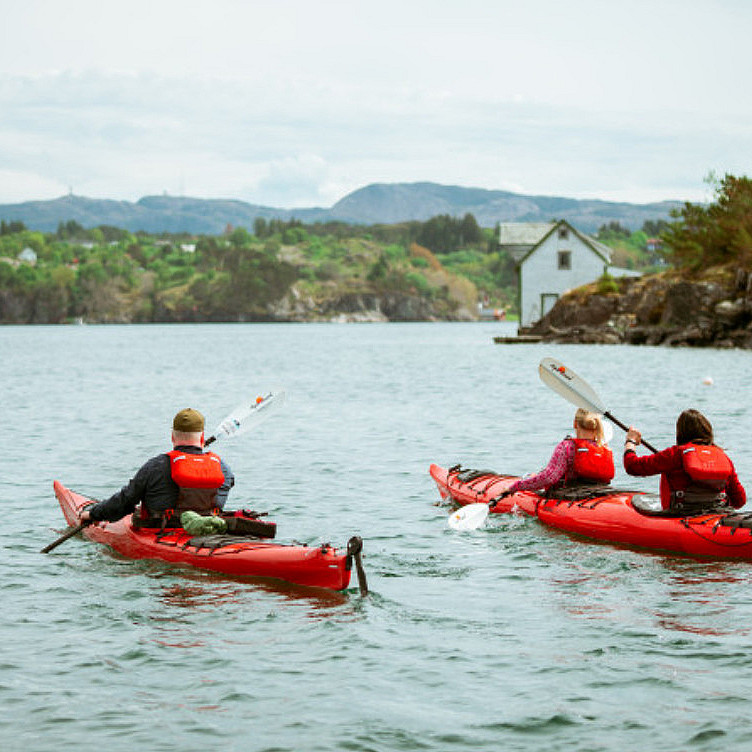 Guidet kajakktur i Øygarden skjærgård