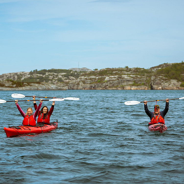 Guidet kajakktur i Øygarden skjærgård