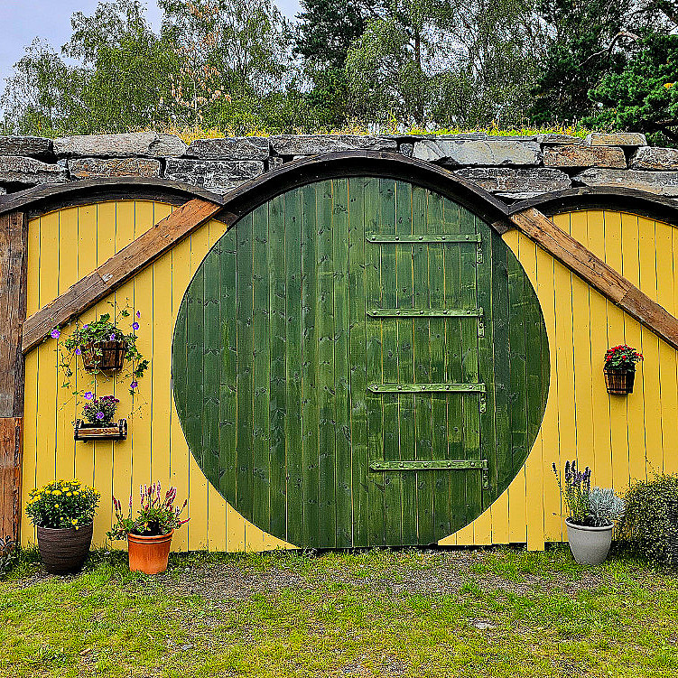 Hobbit Cabin