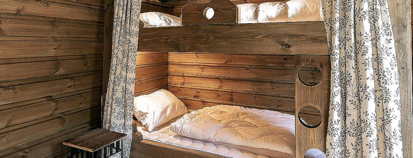 Hobbit Cabin