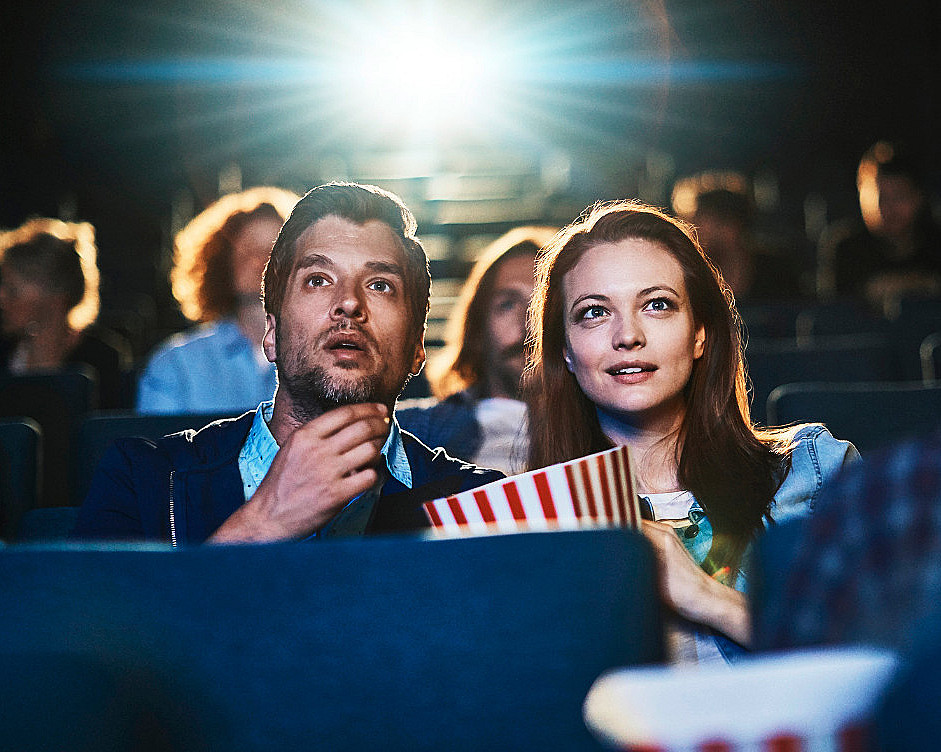 Kinodate med popcorn og brus