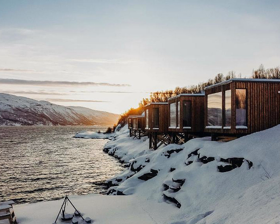 Arctic fjordcabins & destilleriomvisning - image 1