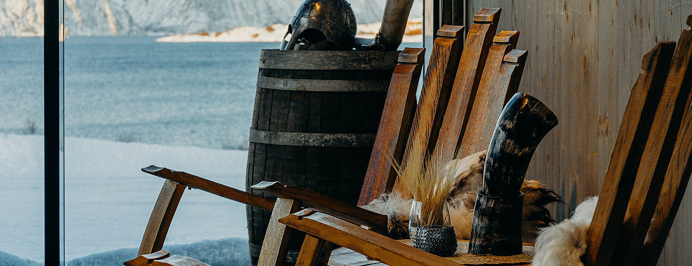 Arctic fjordcabins & destilleriomvisning