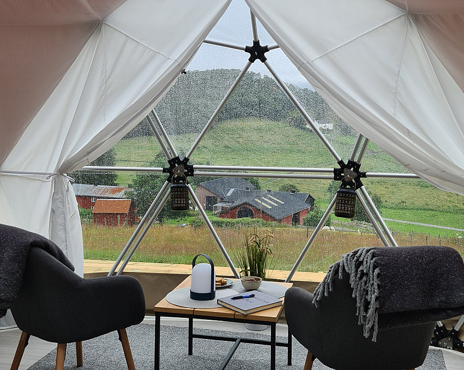 Dome Glamping & alpakkavandring