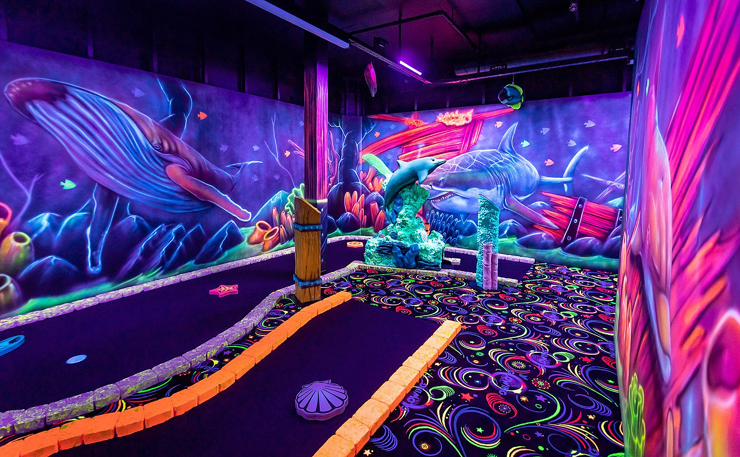 Glowing Golf