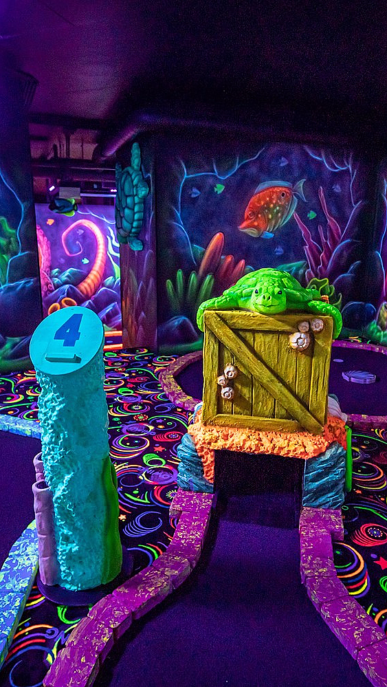 Glowing Golf - image 2
