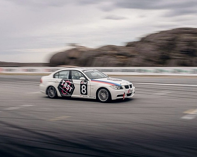 Kjør BMW på racerbane
