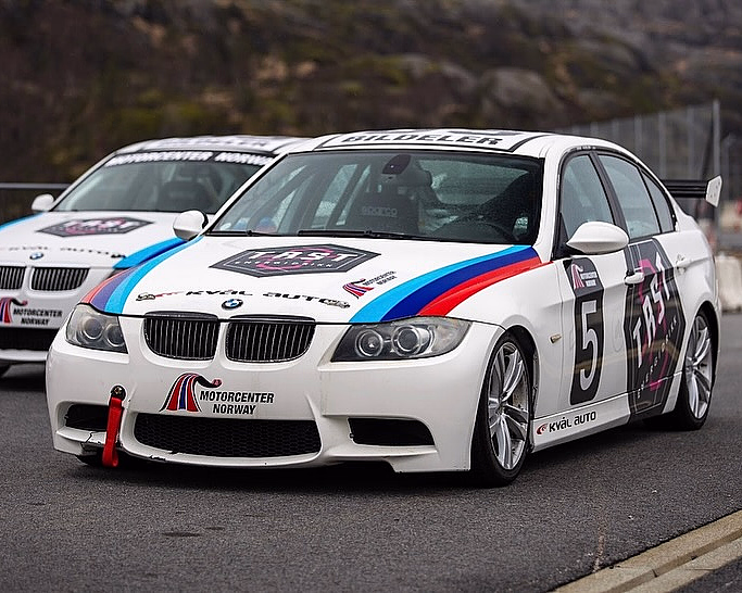 Kjør BMW på racerbane - image 4