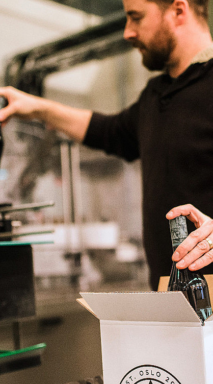 Destilleribesøk med brennevinsmaking