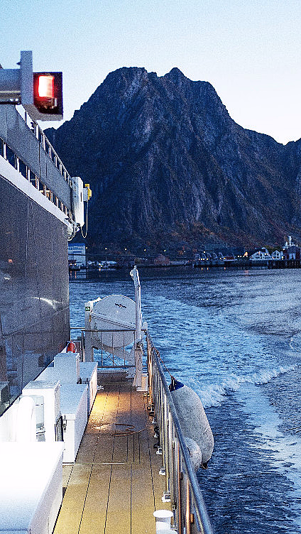 Eagle & Sunset cruise - image 4