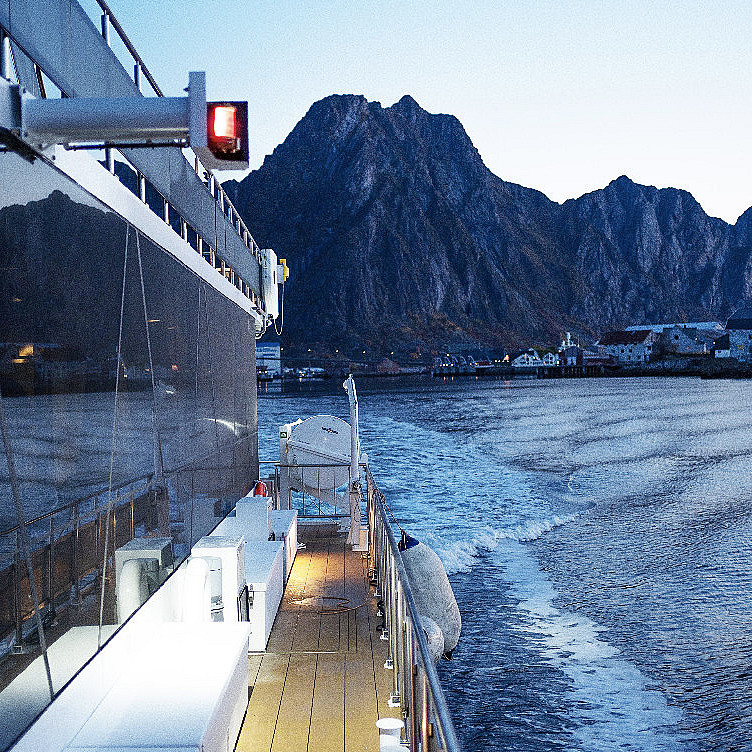 Eagle & Sunset cruise
