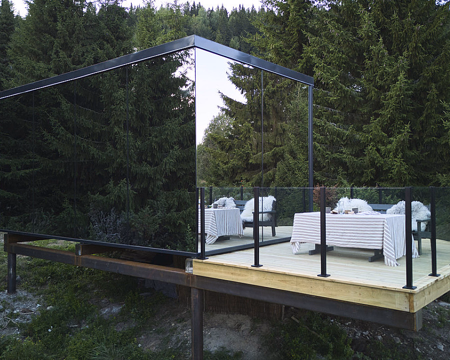 Mirror Cabin - image 3