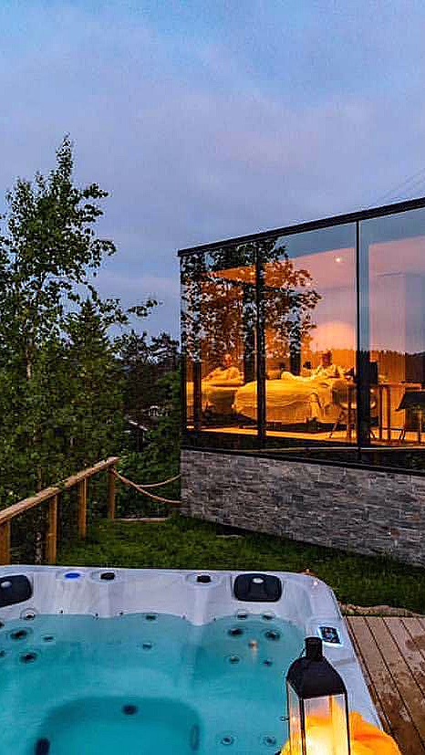 Mirror Cabin - image 4