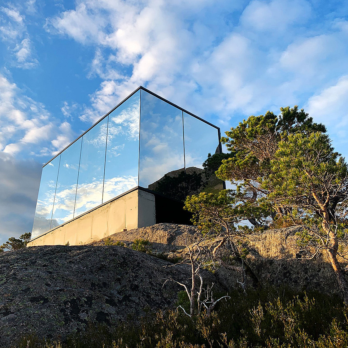 Mirror Cabin