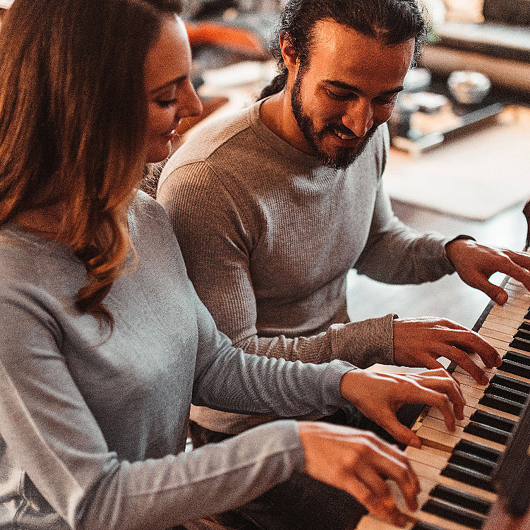 Lær å spille piano