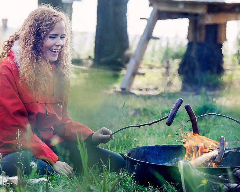 Svevetelt med gapahuk og grill - image 1