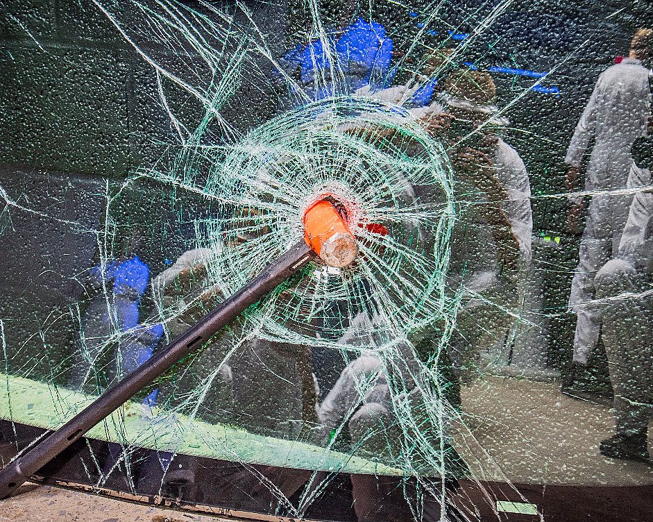 Anger management date - image 4